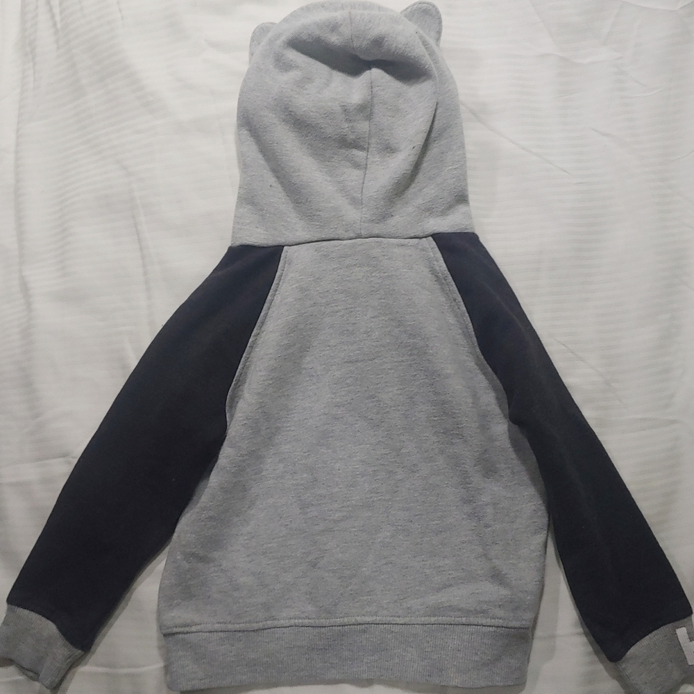 Two 4T sweaters - Picture 13 of 13
